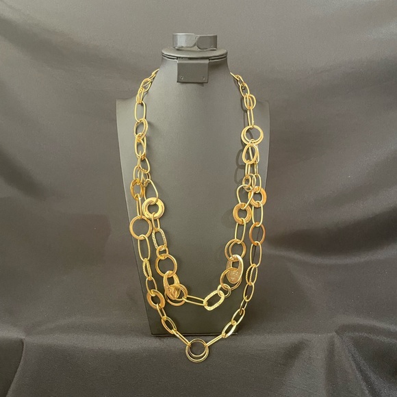Gold Circles Necklace - Picture 3 of 9